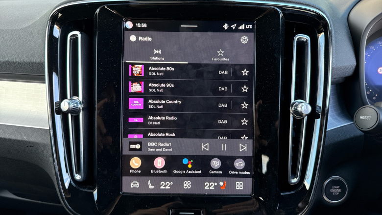 Volvo XC40 2.0 B3P Plus Black Edition 5dr Auto Petrol Estate